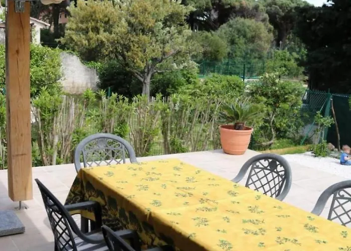 Semesterbostad La Garonnette 10 By Interhome *