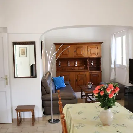 Holiday home La Garonnette 10 By Interhome